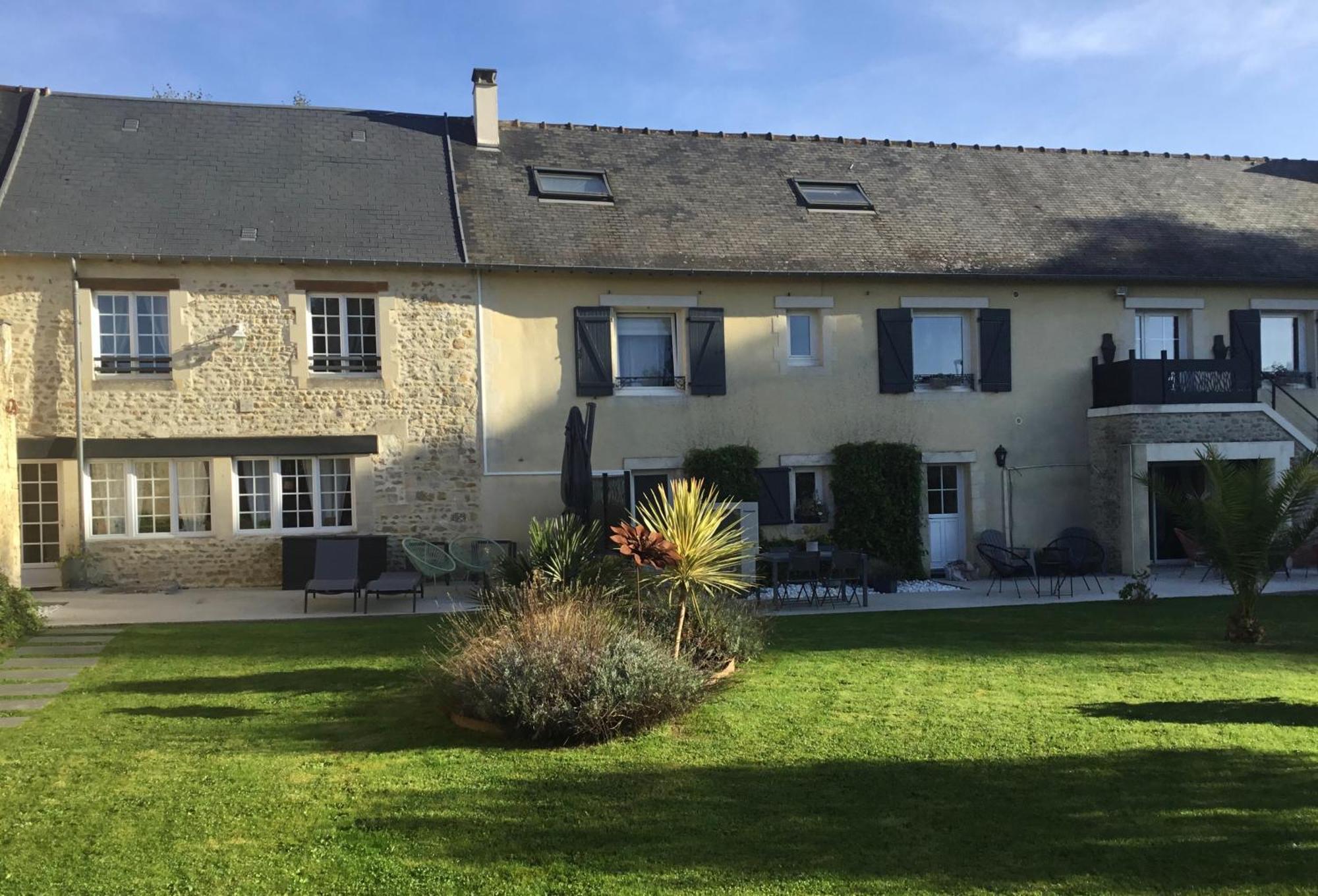 La Naomath - Maison D'Hotes, Hebergement Insolite & Gite Bayeux Exterior photo